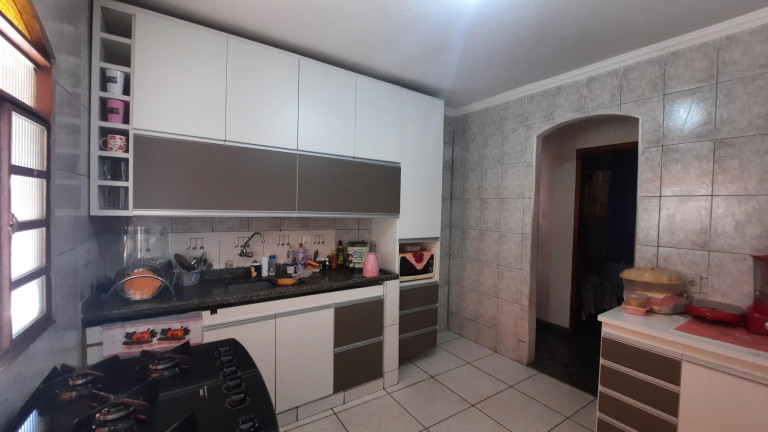 Imagem Casa com 3 Quartos à Venda, 150 m² em águia Dourada - Ibirité Imagem Casa com 3 Quartos à Venda, 150 m² em águia Dourada - Ibirité