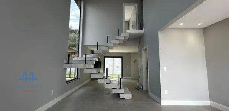 Imagem Casa com 3 Quartos à Venda, 188 m² em Estreito - Florianópolis Imagem Casa com 3 Quartos à Venda, 188 m² em Estreito - Florianópolis