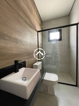 Imagem Casa com 3 Quartos à Venda, 380 m² em Petrópolis - Várzea Grande Imagem Casa com 3 Quartos à Venda, 380 m² em Petrópolis - Várzea Grande