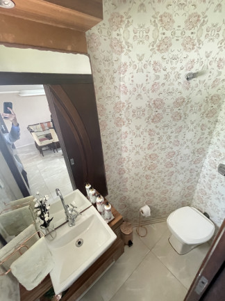 Imagem Casa com 4 Quartos à Venda, 240 m² em Centro - Torres Imagem Casa com 4 Quartos à Venda, 240 m² em Centro - Torres