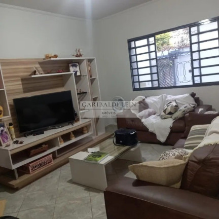 Imagem Casa com 2 Quartos à Venda, 200 m² em Flamboyant - Campinas Imagem Casa com 2 Quartos à Venda, 200 m² em Flamboyant - Campinas