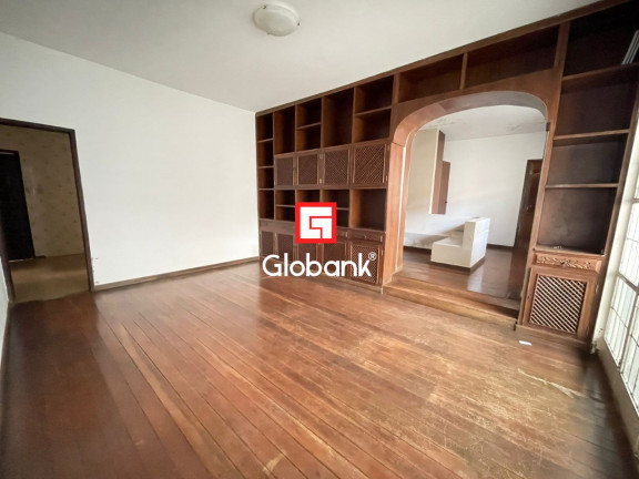 Imagem Casa com 5 Quartos para Alugar, em Jardim Panorama - Montes Claros Imagem Casa com 5 Quartos para Alugar, em Jardim Panorama - Montes Claros