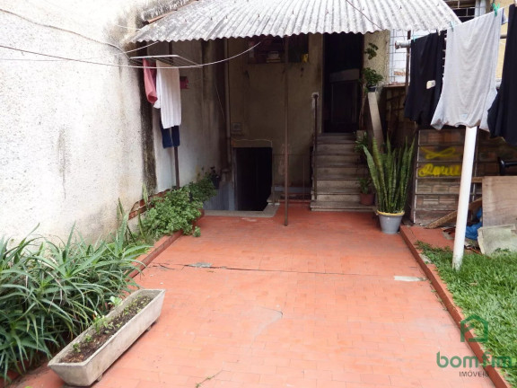 Imagem Casa com 14 Quartos à Venda, 110 m² em Centro Histórico - Porto Alegre Imagem Casa com 14 Quartos à Venda, 110 m² em Centro Histórico - Porto Alegre