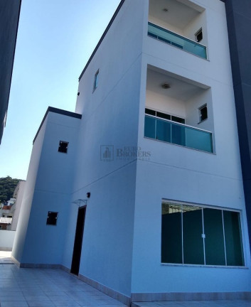 Imagem Sobrado com 3 Quartos à Venda, 130 m² em Ariribá - Balneário Camboriú Imagem Sobrado com 3 Quartos à Venda, 130 m² em Ariribá - Balneário Camboriú