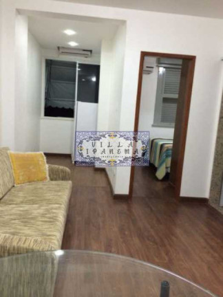 Imagem Apartamento com 1 Quarto à Venda, 34 m² em Copacabana - Rio De Janeiro Imagem Apartamento com 1 Quarto à Venda, 34 m² em Copacabana - Rio De Janeiro