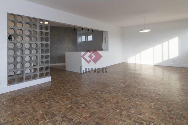 Imagem Apartamento com 3 Quartos à Venda, 126 m² em Jardim Europa - São Paulo