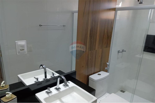 Imagem Casa de Condomínio com 3 Quartos à Venda, 302 m² em Inoa - Maricá