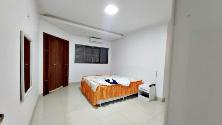 Imagem Sobrado com 4 Quartos à Venda, 292 m² em Chácara Cachoeira - Campo Grande Imagem Sobrado com 4 Quartos à Venda, 292 m² em Chácara Cachoeira - Campo Grande