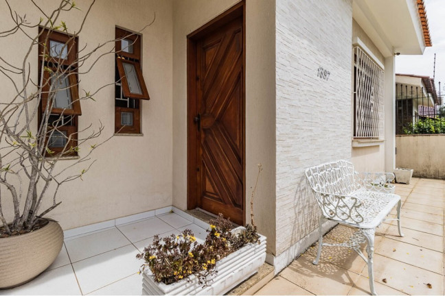 Casa com 2 Quartos à Venda, 250 m² em Vila Ipiranga - Porto Alegre