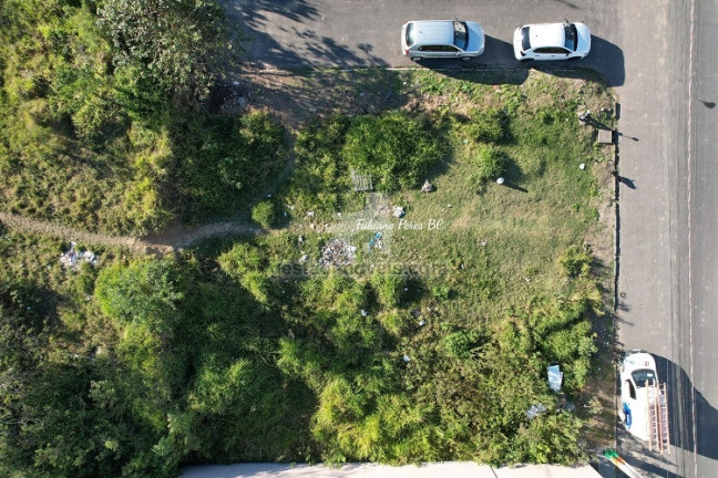 Terreno à Venda, 404 m² em Santa Regina - Camboriú