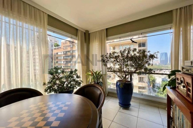Imagem Imóvel com 4 Quartos à Venda, 310 m² em Jardim Europa - São Paulo Imagem Imóvel com 4 Quartos à Venda, 310 m² em Jardim Europa - São Paulo
