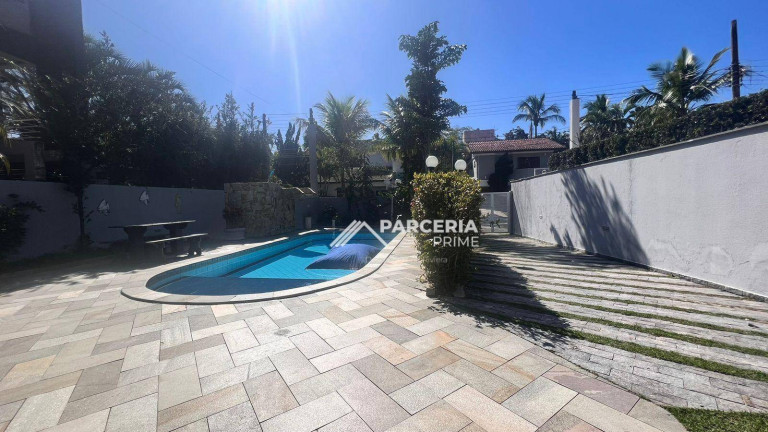 Casa com 3 Quartos à Venda, 208 m² em Riviera Módulo 21 - Bertioga