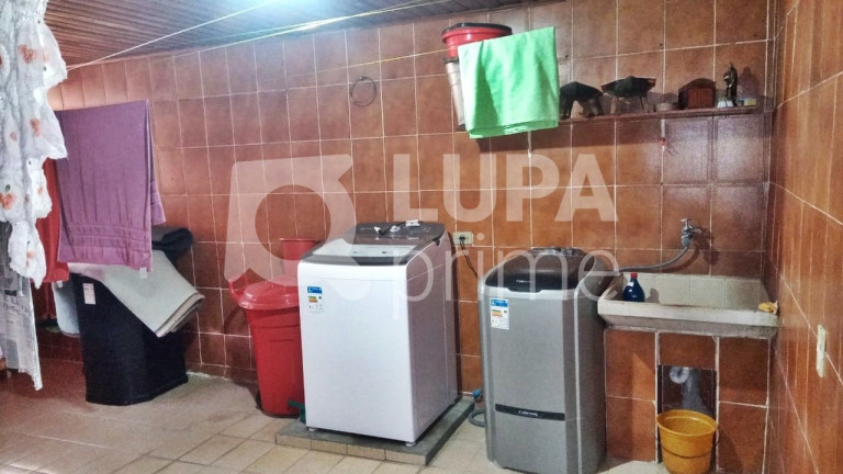Imagem Casa com 4 Quartos à Venda, 159 m² em Jardim Guanca - São Paulo Imagem Casa com 4 Quartos à Venda, 159 m² em Jardim Guanca - São Paulo