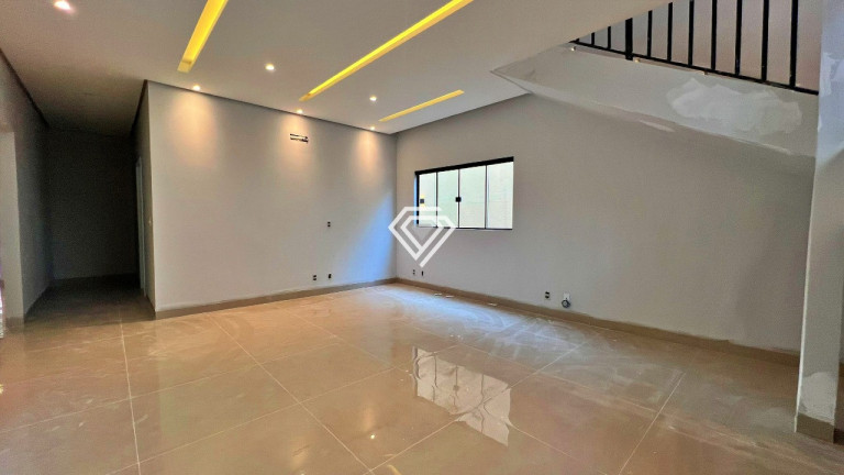 Imagem Sobrado com 4 Quartos à Venda, 379 m² em Plano Diretor Norte - Palmas Imagem Sobrado com 4 Quartos à Venda, 379 m² em Plano Diretor Norte - Palmas