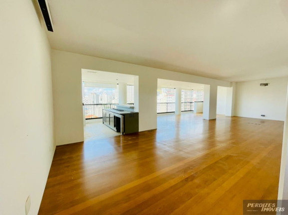 Apartamento com 4 Quartos à Venda, 215 m² em Sumaré - São Paulo