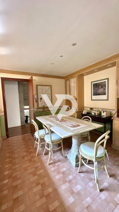 Imagem Casa com 3 Quartos à Venda, 349 m² em Alphaville - Barueri Imagem Casa com 3 Quartos à Venda, 349 m² em Alphaville - Barueri