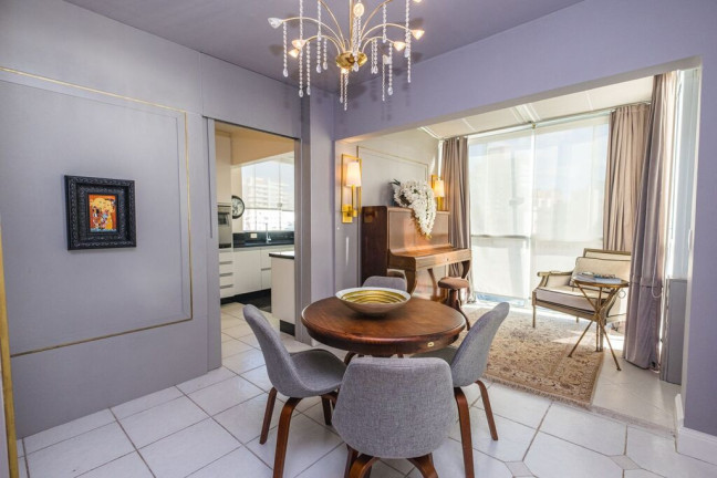 Imagem Apartamento com 3 Quartos à Venda, 262 m² em Centro - Florianópolis Imagem Apartamento com 3 Quartos à Venda, 262 m² em Centro - Florianópolis
