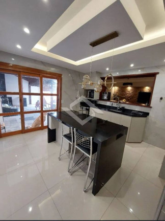 Imagem Casa de Vila com 4 Quartos à Venda, 192 m² em Pechincha - Rio De Janeiro Imagem Casa de Vila com 4 Quartos à Venda, 192 m² em Pechincha - Rio De Janeiro