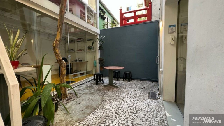 Imagem Imóvel Comercial à Venda ou Locação, 56 m² em Perdizes - São Paulo Imagem Imóvel Comercial à Venda ou Locação, 56 m² em Perdizes - São Paulo