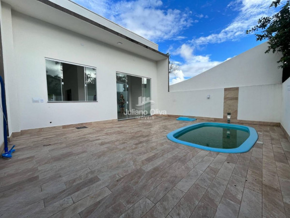 Casa com 2 Quartos à Venda, 100 m² em Samambaial - Itapoá