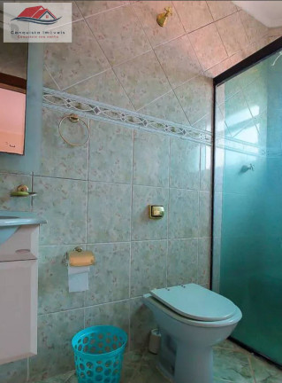 Imagem Casa com 4 Quartos à Venda, 246 m² em Vila Melliani - Guarulhos Imagem Casa com 4 Quartos à Venda, 246 m² em Vila Melliani - Guarulhos