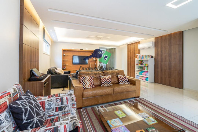 Imagem Casa de Condomínio com 4 Quartos à Venda, 307 m² em Jardim Prudência - São Paulo