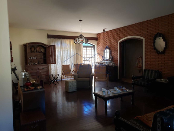 Imagem Casa com 3 Quartos à Venda, 1.128 m² em Cidade Jardim - Pirassununga Imagem Casa com 3 Quartos à Venda, 1.128 m² em Cidade Jardim - Pirassununga