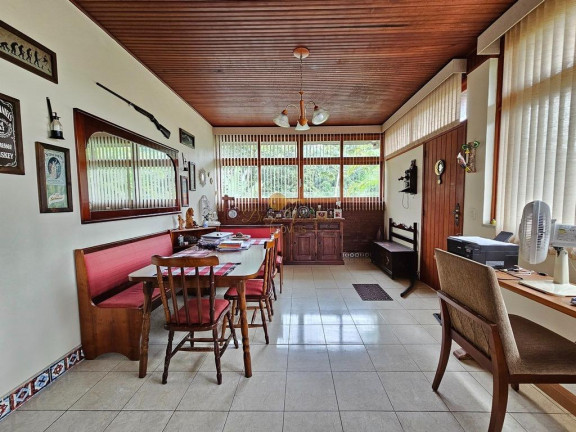 Imagem Casa com 4 Quartos à Venda, 500 m² em Iucas - Teresópolis Imagem Casa com 4 Quartos à Venda, 500 m² em Iucas - Teresópolis