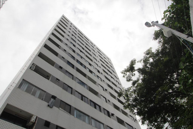 Imagem Apartamento com 2 Quartos à Venda, 72 m² em Guararapes - Fortaleza