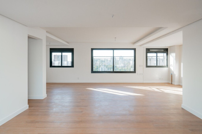 Imagem Cobertura com 3 Quartos à Venda, 218 m² em Tristeza - Porto Alegre Imagem Cobertura com 3 Quartos à Venda, 218 m² em Tristeza - Porto Alegre
