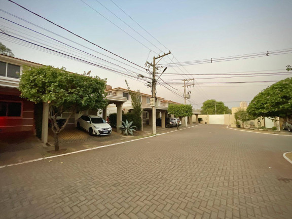Imagem Casa de Condomínio com 3 Quartos à Venda, 300 m² em Despraiado - Cuiabá Imagem Casa de Condomínio com 3 Quartos à Venda, 300 m² em Despraiado - Cuiabá