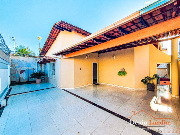 Imagem Casa com 4 Quartos à Venda, 280 m² em Todos Os Santos - Montes Claros Imagem Casa com 4 Quartos à Venda, 280 m² em Todos Os Santos - Montes Claros