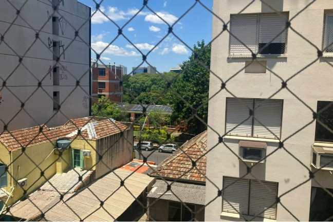 Imagem Cobertura com 1 Quarto à Venda, 68 m² em Centro Histórico - Porto Alegre Imagem Cobertura com 1 Quarto à Venda, 68 m² em Centro Histórico - Porto Alegre