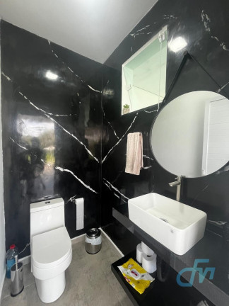 Imagem Sobrado com 3 Quartos à Venda, 200 m² em Residencial Colinas - Mogi Das Cruzes