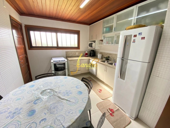 Imagem Casa com 5 Quartos à Venda, 300 m² em Centro - Xangri-la Imagem Casa com 5 Quartos à Venda, 300 m² em Centro - Xangri-la