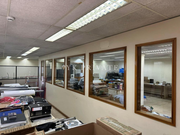Sala Comercial para Alugar, 600 m² em República - São Paulo