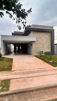 Imagem Casa com 3 Quartos à Venda, 300 m² em Terras Alpha Residencial 2 - Senador Canedo