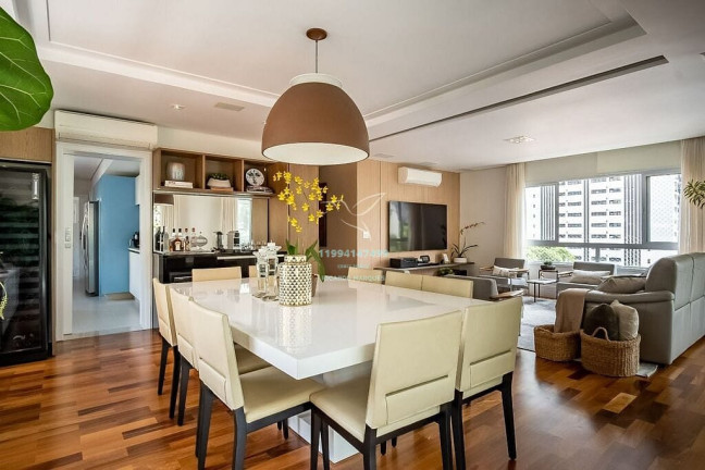 Imagem Apartamento com 4 Quartos à Venda, 215 m² em Moema - São Paulo