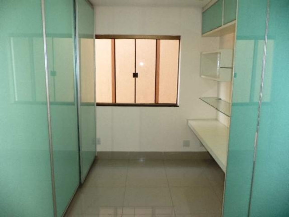 Imagem Sobrado com 3 Quartos à Venda, 187 m² em Bairro Cardoso - Aparecida De Goiânia Imagem Sobrado com 3 Quartos à Venda, 187 m² em Bairro Cardoso - Aparecida De Goiânia