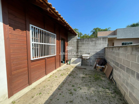 Imagem Casa com 3 Quartos à Venda, 73 m² em Barra Do Sai - Itapoá