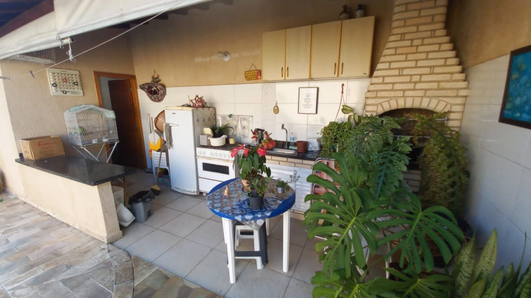 Imagem Casa com 3 Quartos à Venda, 255 m² em Caiçara - Praia Grande Imagem Casa com 3 Quartos à Venda, 255 m² em Caiçara - Praia Grande