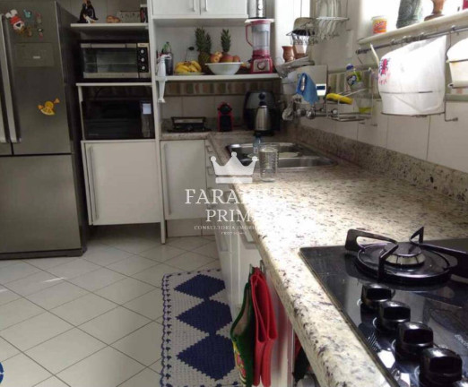 Imagem Sobrado com 3 Quartos à Venda, 190 m² em Gonzaga - Santos Imagem Sobrado com 3 Quartos à Venda, 190 m² em Gonzaga - Santos