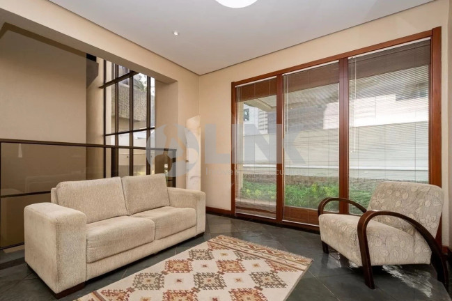 Imagem Apartamento com 3 Quartos à Venda, 135 m² em Petrópolis - Porto Alegre