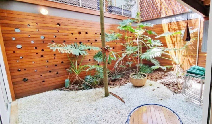 Imagem Casa com 3 Quartos à Venda, 245 m² em Vila Nova Conceição - São Paulo Imagem Casa com 3 Quartos à Venda, 245 m² em Vila Nova Conceição - São Paulo