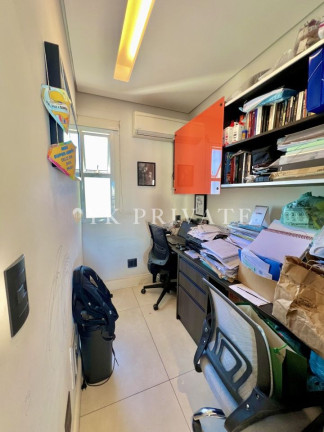 Imagem Apartamento com 3 Quartos à Venda, 161 m² em Vila Romana - São Paulo