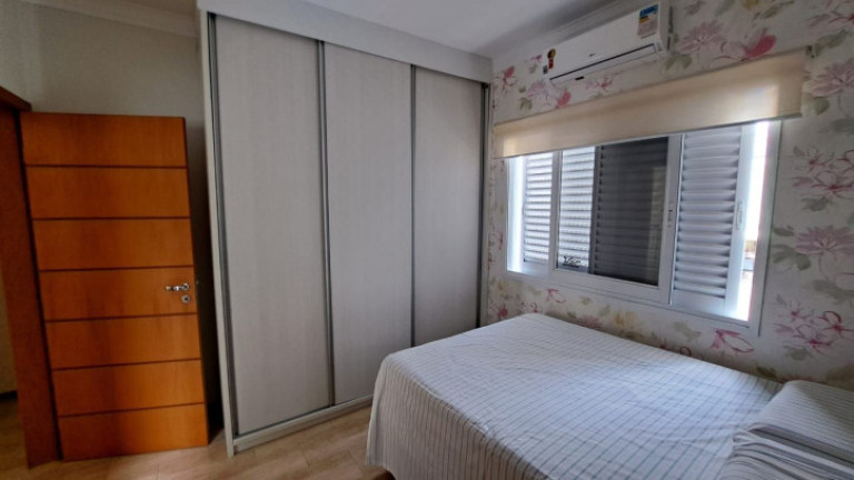 Imagem Casa com 3 Quartos à Venda, 248 m² em Urbanova - São José Dos Campos