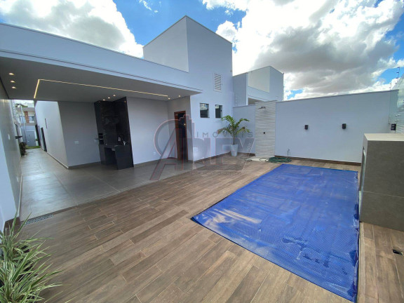 Imagem Casa com 3 Quartos à Venda, 290 m² em Ibituruna - Montes Claros