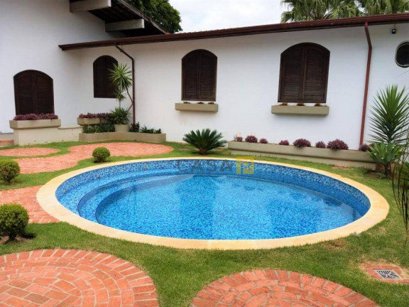Casa com 3 Quartos à Venda ou Locação, 361 m² em Vila Pavan - Americana