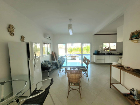 Imagem Sobrado com 4 Quartos à Venda, 289 m² em Costa Nova - Caraguatatuba