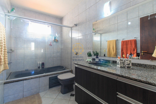 Imagem Sobrado com 3 Quartos à Venda, 379 m² em Atuba - Curitiba